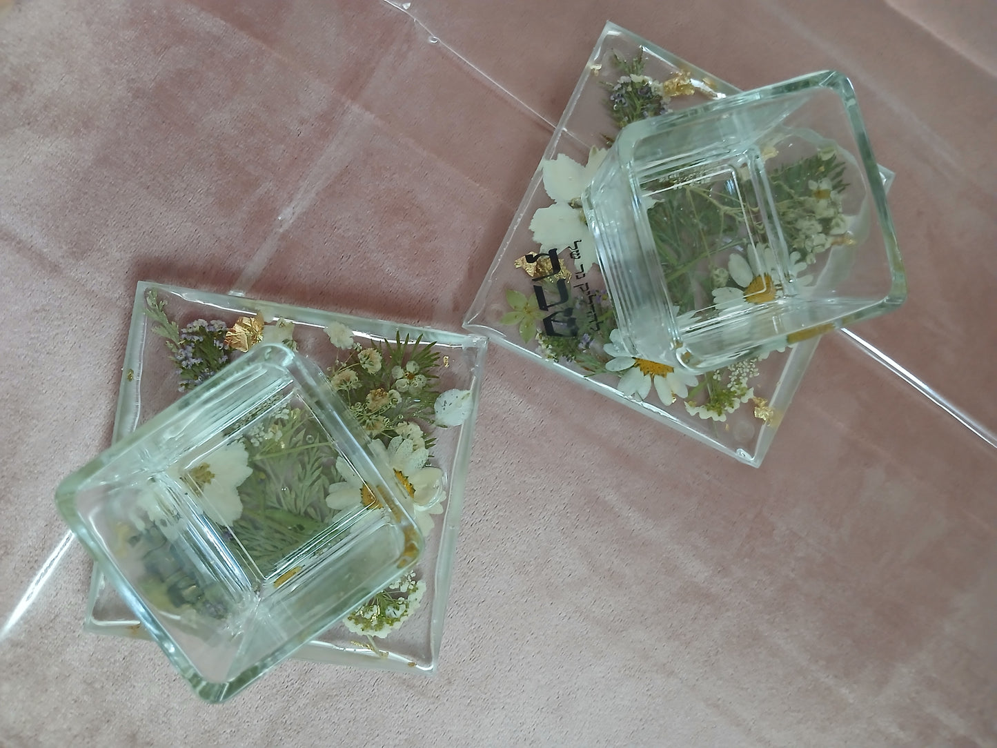 Glass-Resin Tealight holder