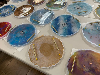 Resin Matzah Platter with handles
